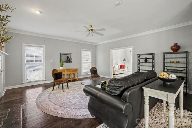 232 40th Avenue Drive NW, Hickory, NC 28601
