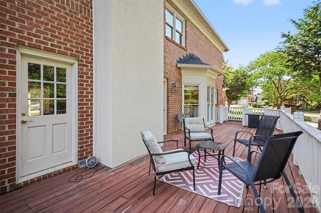 232 40th Avenue Drive NW, Hickory, NC 28601
