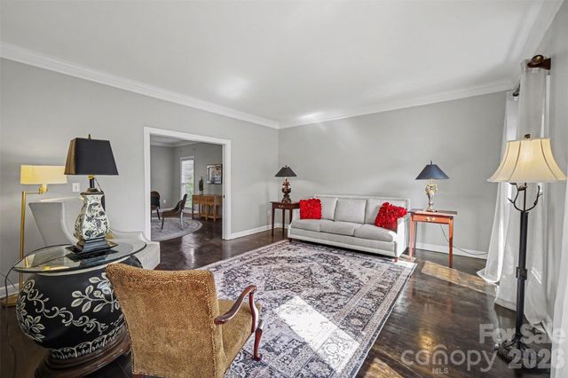 232 40th Avenue Drive NW, Hickory, NC 28601