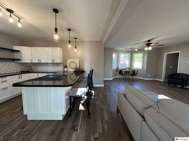 102 W Pine Street, Cedar Bluffs, NE 68015