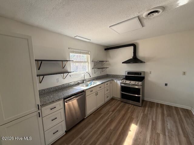 406 Sterling Road, Jacksonville, NC 28546