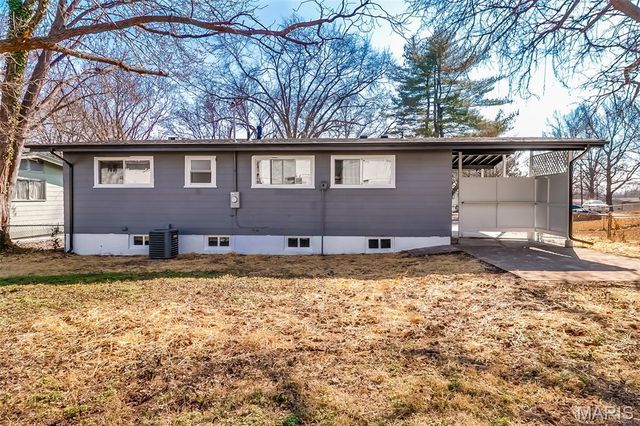 1705 Cargill Drive, Dellwood, MO 63136