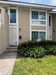 45 Golden Glen Street 75, Irvine, CA 92604