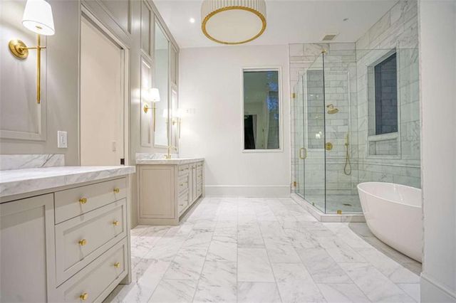 4550 Jolyn Place, Sandy Springs, GA 30342