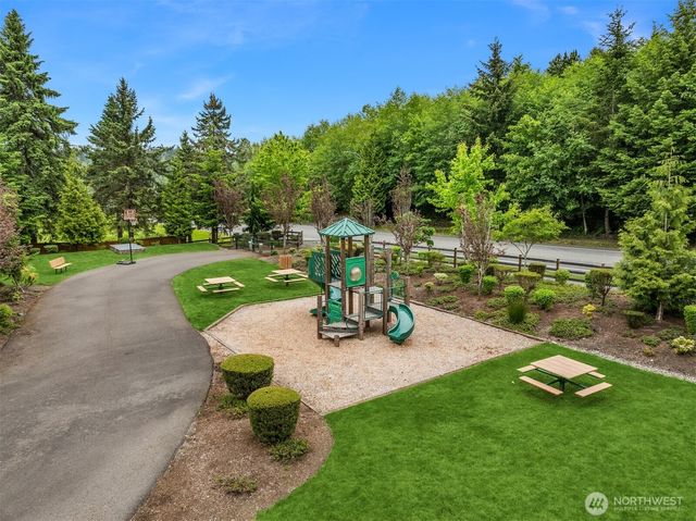11862 155th Avenue NE, Redmond, WA 98052