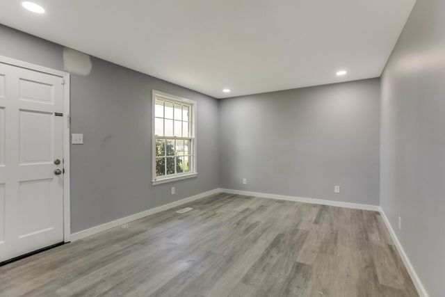 923 Rose Dr, Hopkinsville, KY 42240
