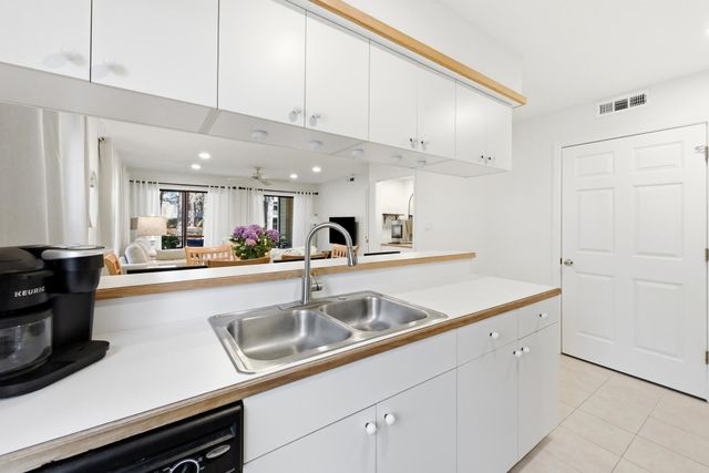 225 Tanglewood Dr Unit 1, Pawleys Island, SC 29585