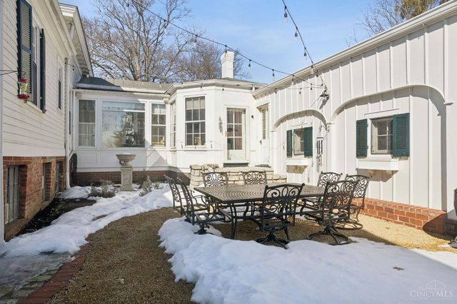 95 E Fountain Avenue, Glendale, OH 45246