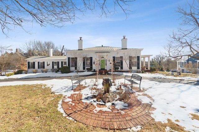 95 E Fountain Avenue, Glendale, OH 45246