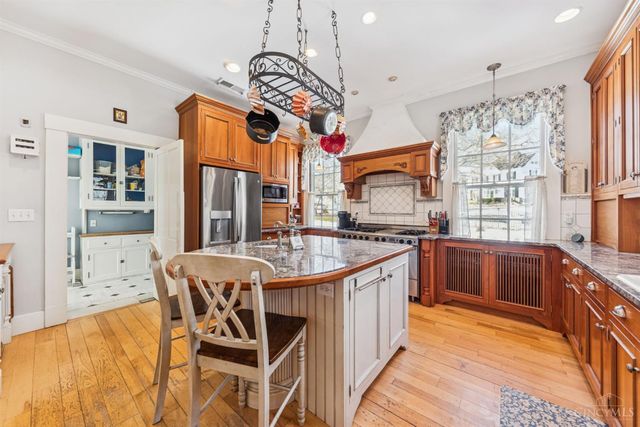 95 E Fountain Avenue, Glendale, OH 45246