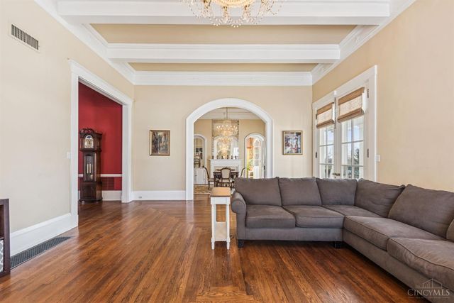 95 E Fountain Avenue, Glendale, OH 45246