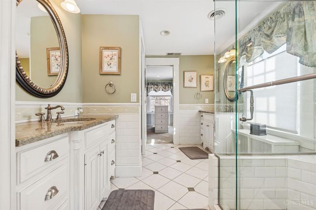 95 E Fountain Avenue, Glendale, OH 45246