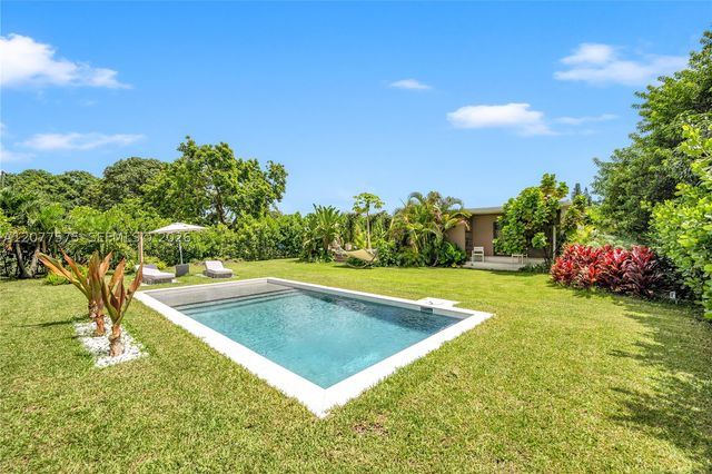 12230 NW 22nd Ct, Miami, FL 33167