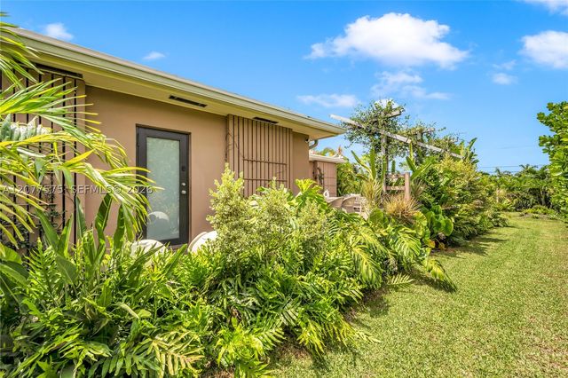 12230 NW 22nd Ct, Miami, FL 33167