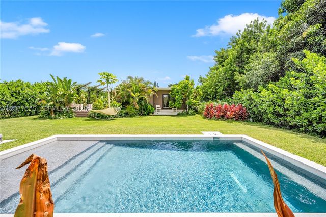 12230 NW 22nd Ct, Miami, FL 33167