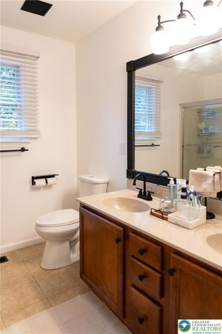5 Midland Drive, Easton, PA 18045