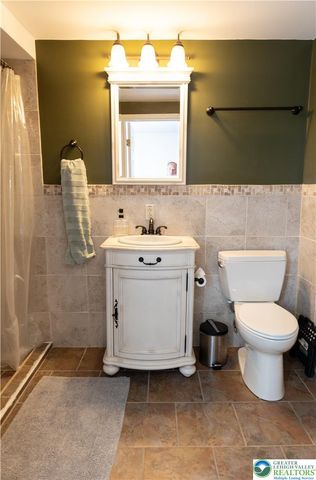 5 Midland Drive, Easton, PA 18045