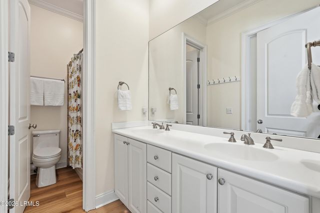 10 Seagrass Landing Court, Hilton Head Island, SC 29926