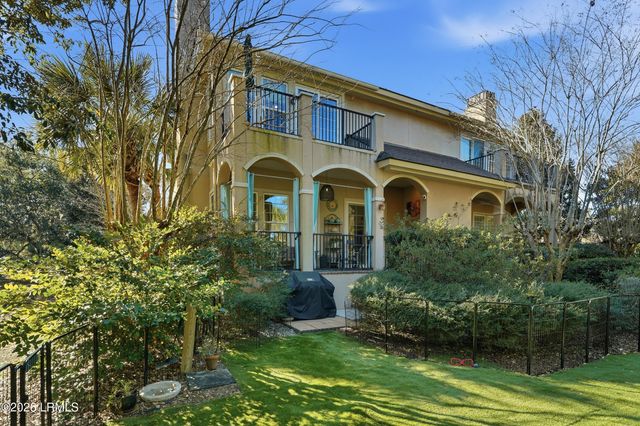 10 Seagrass Landing Court, Hilton Head Island, SC 29926