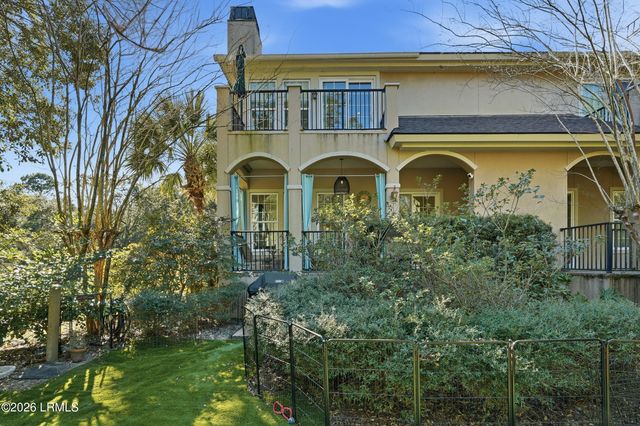 10 Seagrass Landing Court, Hilton Head Island, SC 29926