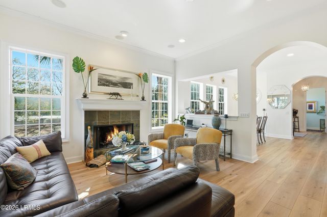 10 Seagrass Landing Court, Hilton Head Island, SC 29926