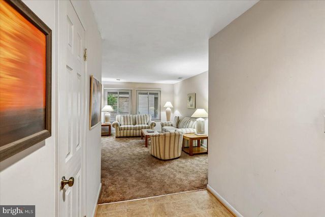 18705 HERITAGE HILLS DR, Brookeville, MD 20833