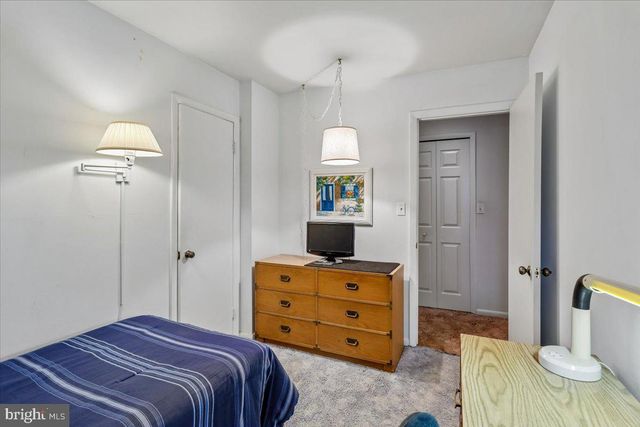 18705 HERITAGE HILLS DR, Brookeville, MD 20833