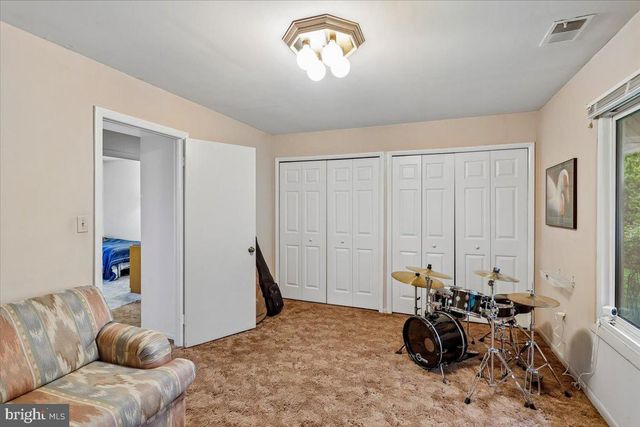 18705 HERITAGE HILLS DR, Brookeville, MD 20833