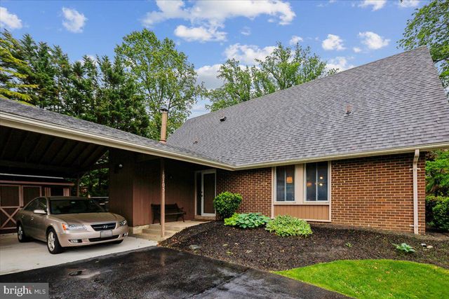 18705 HERITAGE HILLS DR, Brookeville, MD 20833