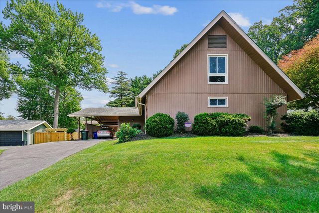 18705 HERITAGE HILLS DR, Brookeville, MD 20833
