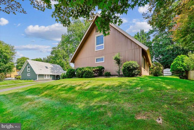18705 HERITAGE HILLS DR, Brookeville, MD 20833