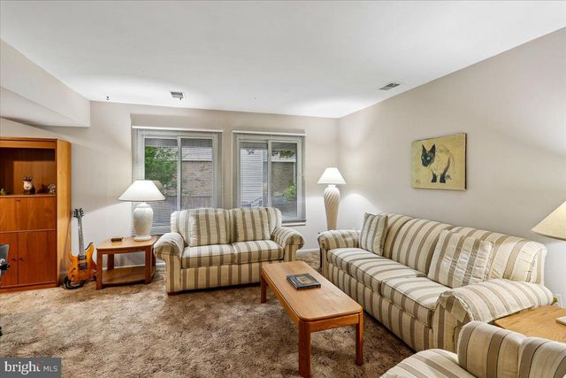 18705 HERITAGE HILLS DR, Brookeville, MD 20833