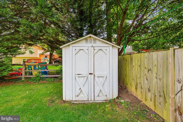18705 HERITAGE HILLS DR, Brookeville, MD 20833