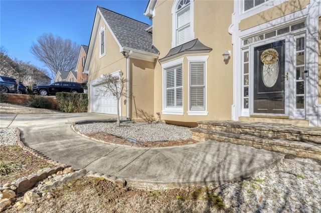 2285 Wildwood Lake Drive, Suwanee, GA 30024