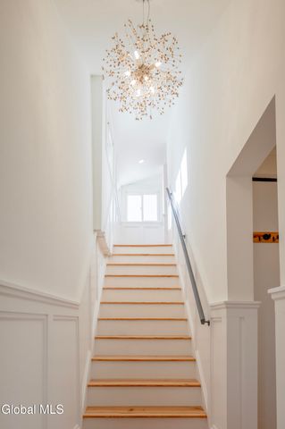 36 Ash Street, Saratoga Springs, NY 12866