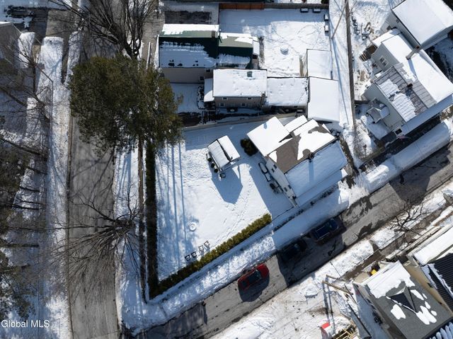 36 Ash Street, Saratoga Springs, NY 12866