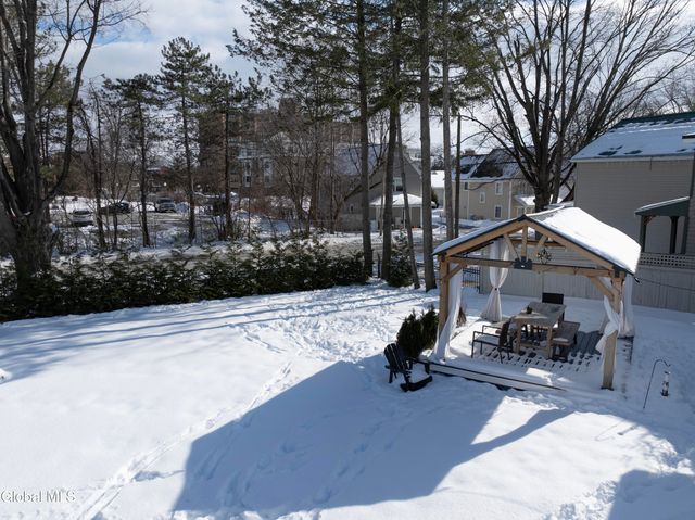 36 Ash Street, Saratoga Springs, NY 12866