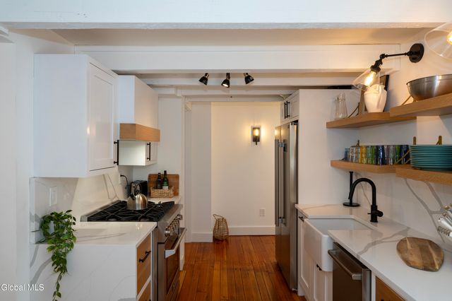 36 Ash Street, Saratoga Springs, NY 12866