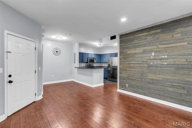 1236 Gardens Circle Drive C, St Louis, MO 63125