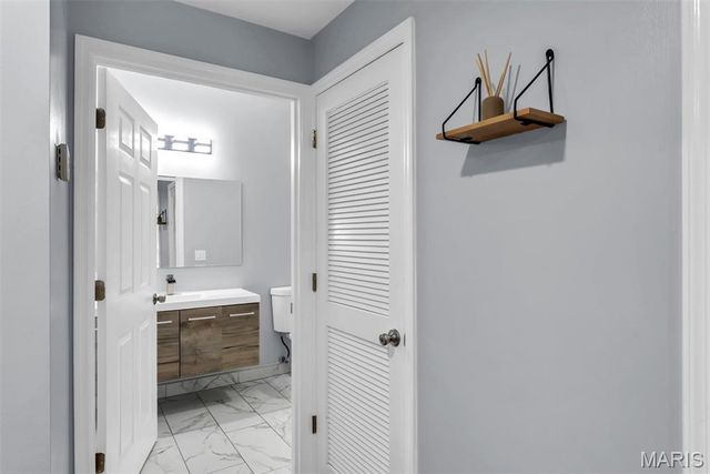 1236 Gardens Circle Drive C, St Louis, MO 63125