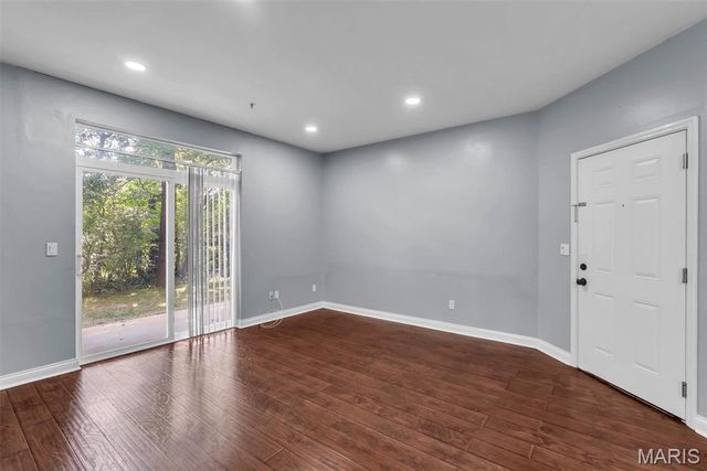 1236 Gardens Circle Drive C, St Louis, MO 63125