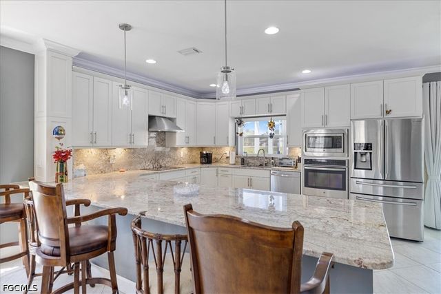 13870 Silver Lake CT, Fort Myers, FL 33912