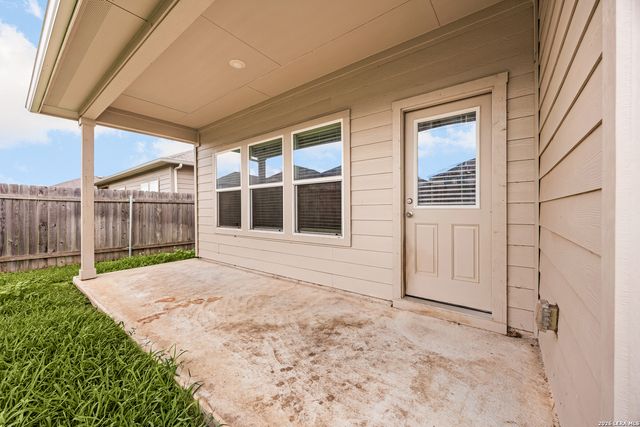 824 Cinnamon Teal, Seguin, TX 78155