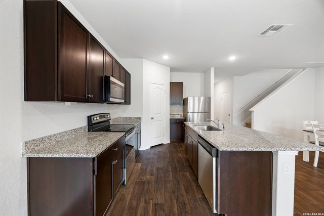 824 Cinnamon Teal, Seguin, TX 78155