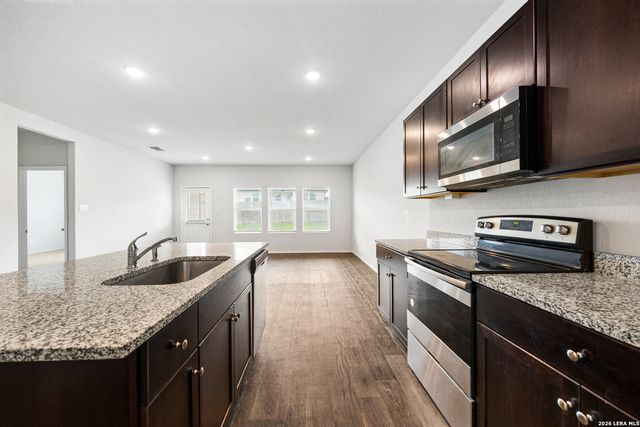 824 Cinnamon Teal, Seguin, TX 78155