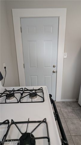 2248 East Avenue, Akron, OH 44314