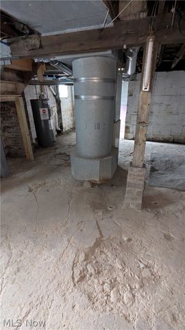 2248 East Avenue, Akron, OH 44314