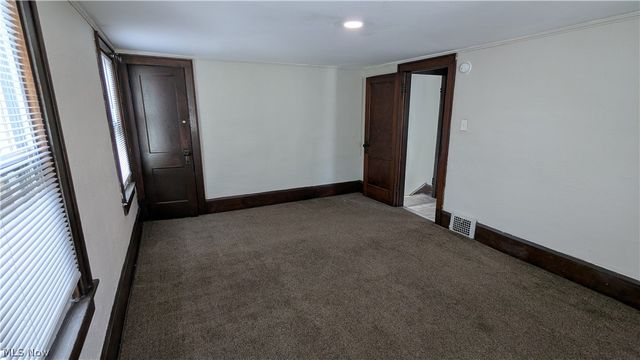 2248 East Avenue, Akron, OH 44314