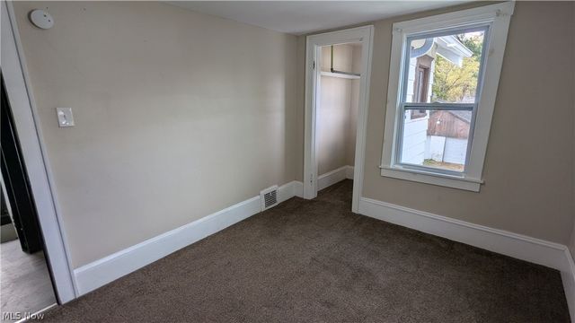 2248 East Avenue, Akron, OH 44314