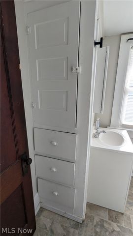 2248 East Avenue, Akron, OH 44314